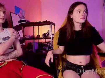 Freechat kessy_white on Chaturbate