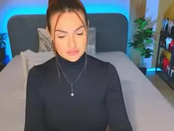 Freechat kira_sexxx on Chaturbate