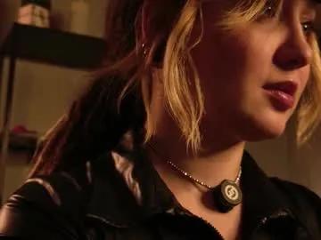 Freechat koracrosbie on Chaturbate