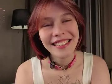 Freechat krissyhei on Chaturbate