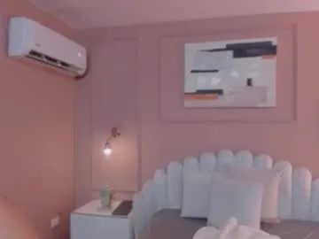 Freechat lia_ass on Chaturbate