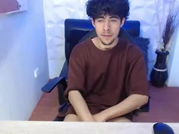 liil_boy on Chaturbate 