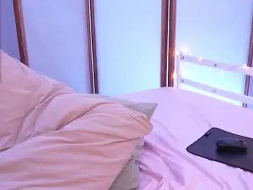 Freechat lil_fleur on Chaturbate