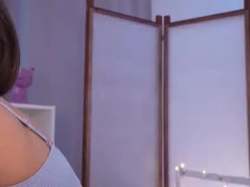 Freechat lil_fleur on Chaturbate