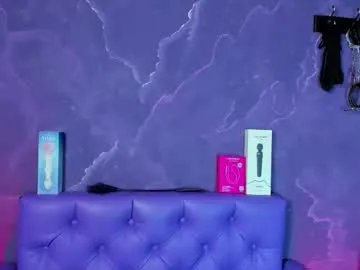 Freechat lili_milk20 on Chaturbate