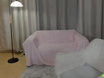 Group lilia_moons on Chaturbate