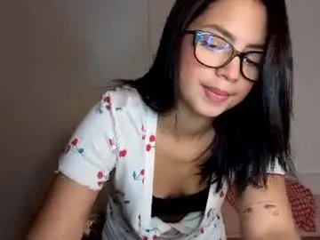 Freechat lilypanda on Chaturbate