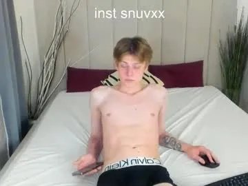 Freechat louie_evans on Chaturbate