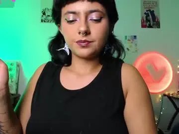 Freechat loving_alma on Chaturbate