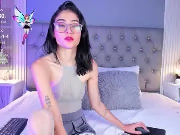 Freechat lunabloomn on Chaturbate