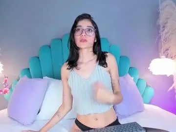 Freechat lunabloomn on Chaturbate