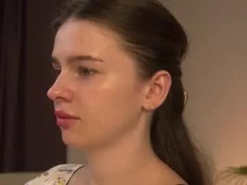 Group lunaolivia_ on Chaturbate