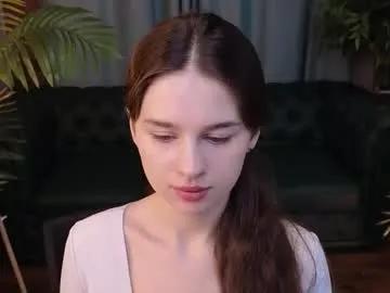 Group lunaolivia_ on Chaturbate