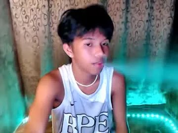 Freechat luxirfy_xx on Chaturbate