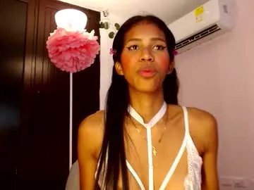 Freechat mara_summer on Chaturbate