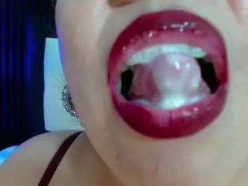 marie_hss on Chaturbate