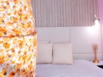 Freechat maryevans_ on Chaturbate