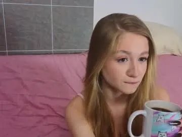 Freechat maybaybe on Chaturbate