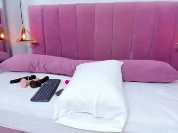 Freechat megansaenz_1 on Chaturbate