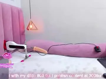 Freechat megansaenz_1 on Chaturbate