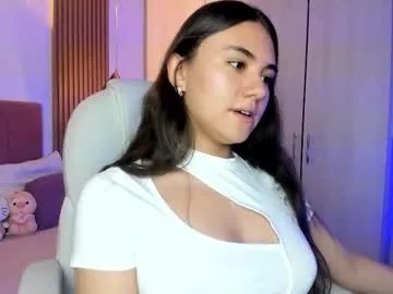 Freechat mia_nevaeh on Chaturbate