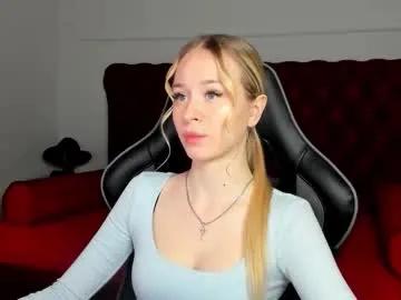 Freechat miagraces on Chaturbate