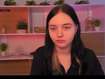 Freechat miki_ti on Chaturbate