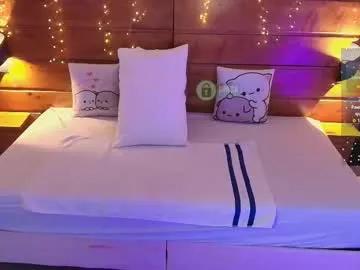 Freechat mila_kiitty on Chaturbate