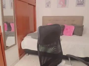 Freechat miley_baker on Chaturbate