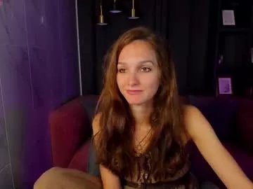 Freechat mirandaglow on Chaturbate