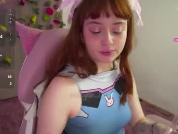 Freechat mollysb_05 on Chaturbate