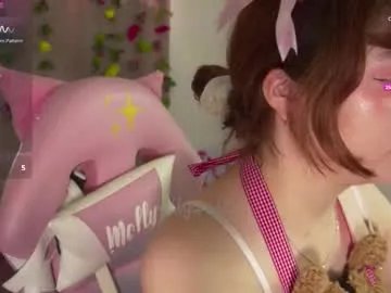 Freechat mollysb_05 on Chaturbate