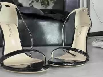 Freechat ms_enigma on Chaturbate