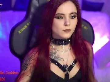 Private nelle_ on Chaturbate