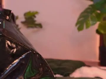 Freechat nicdani_1 on Chaturbate