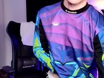 Freechat nicktazy on Chaturbate