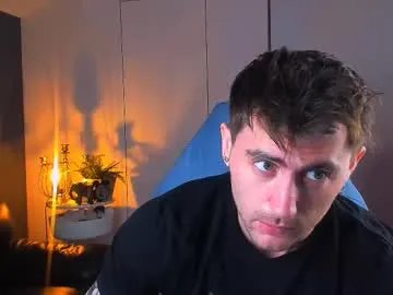 Freechat oscar_miller_ on Chaturbate