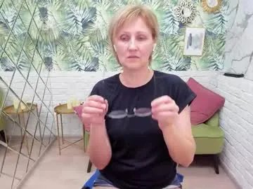 Freechat paris_cherry on Chaturbate