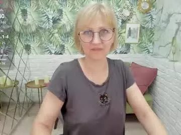 Freechat paris_cherry on Chaturbate