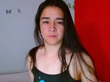 Freechat porcelainlux on Chaturbate