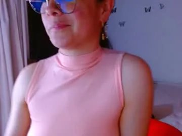 Freechat porcelainlux on Chaturbate