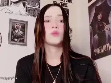 Freechat power_ranger_pink on Chaturbate