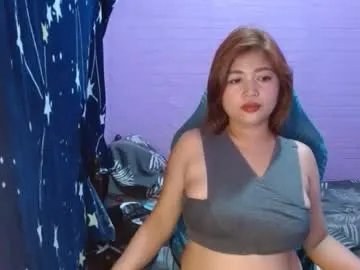 Freechat queenboba on Chaturbate