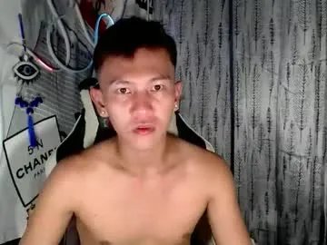 Freechat ralfhuge24 on Chaturbate
