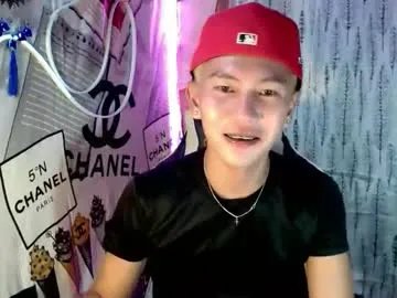 Freechat ralfhuge24 on Chaturbate