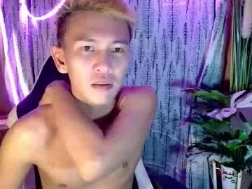 Freechat ralfhuge24 on Chaturbate