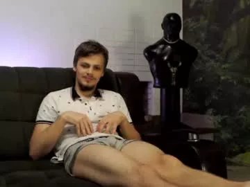 Freechat raymartino on Chaturbate