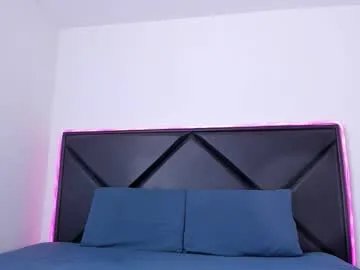 Freechat scarletkent on Chaturbate