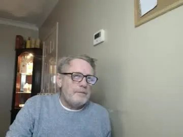 Freechat scottsman214 on Chaturbate