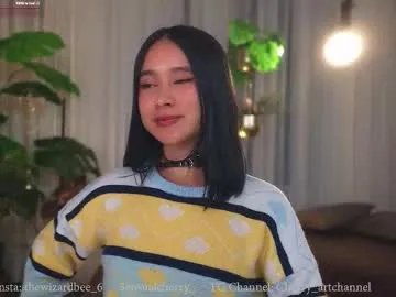 Freechat sensualcherry_ on Chaturbate